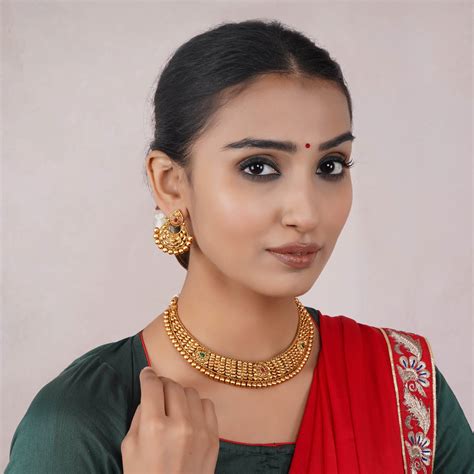 Buy Ladies Artificial Necklace Set | Gold Plated Necklaces - smarsjewelrys