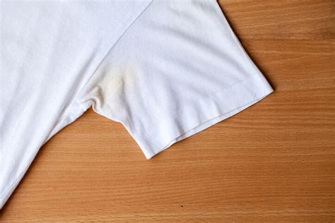 how to clean yellow sweat stains