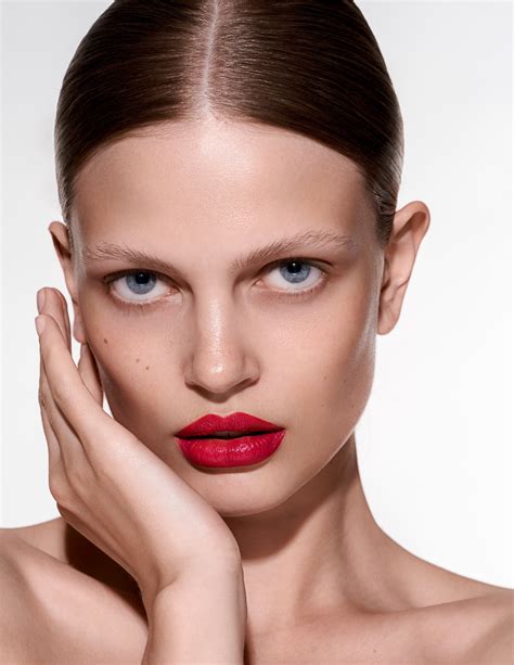 Iryna Bonchuk :: Behance