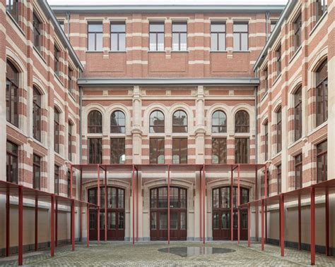 Gallery of Antwerp Historic Courthouse / HUB - 1