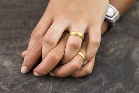 Relationship Experts React: The Untold Story Of Big Dick Breakups Image 15