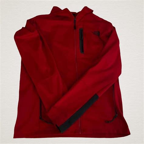 Men’s Red North Face Jacket • Retails for $100+ -... - Depop