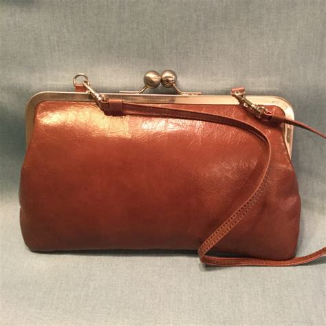 Volker Lang Bügeltasche Hildegard BT6 – Carré - Schmuck & Schmuckes
