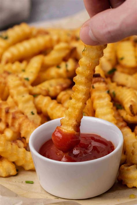 Air Fryer Frozen Crinkle Cut Fries - cindy food and beverage