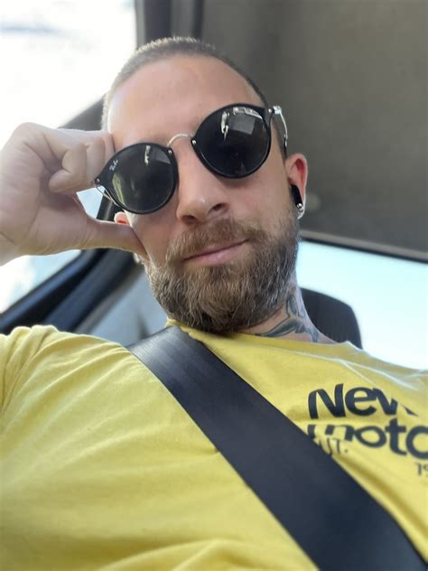 NAKED YOGUI 🔞 on Twitter: "Not in my best mood, send me some nudes to