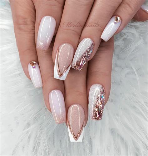 37+ Elegant Beige and White Nails You Will Love - Nail Designs Daily