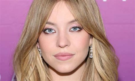 Sydney Sweeney Shares Five Beauty Secrets She Swears By ...