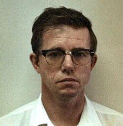 This is What Happened to Robert Hansen in Prison - 3tvcuve