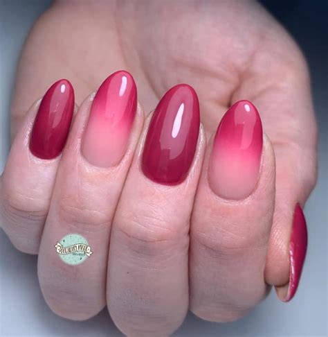 33 Red Ombré Nails for a Bold, Romantic, or Powerful Mani