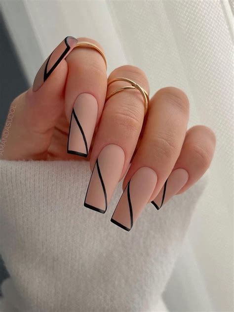 55+ Gorgeous January Nails Trending This Year | Chasing Daisies