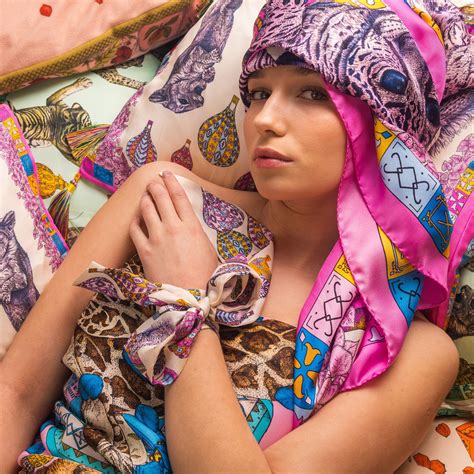 Ilona Tambor - Perfect silky combination headscarf, silky... | Facebook