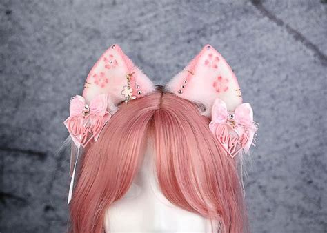 SAKURA KITTEN ears | Wolf ears, Kitten, Japan fashion