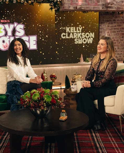 nude kelly clarkson 5