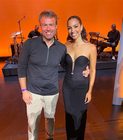 Corinne Foxx Shares Snap With Surgeon Who 'Saved' Jamie Foxx's Life
