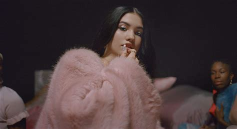 mabels      ready   huge waves   uk  boar