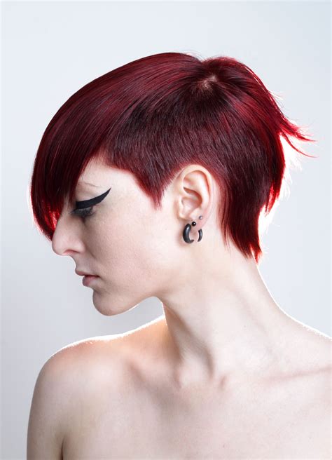 Red hairstyles short hair looks that will turn heads this season 28