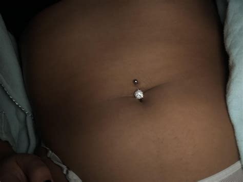 What does my belly look like? : r/BellyButtonWorld