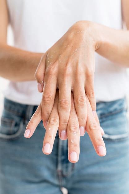El Significado del Símbolo de los Hongos en las Uñas