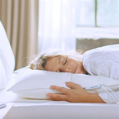 LUNDTRAV pillow, low, King - IKEA