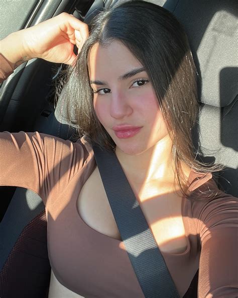 Valery Urdaneta (@valeryurdaaneta) • Instagram photos and videos