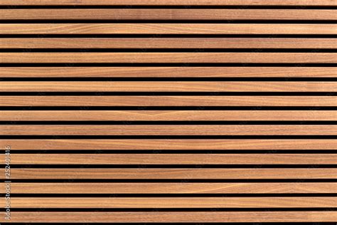 Foto de Wooden slats. Natural wood lath line arrange pattern texture ...