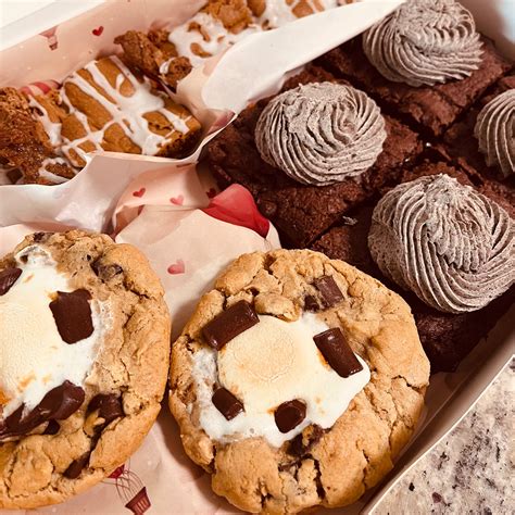 Bakery Box (coming soon!) – She Loves Cake Bakery