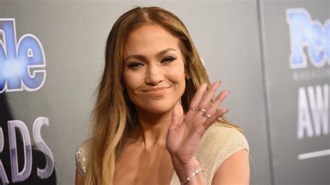 Las Vegas man charged with DUI in crash involving Jennifer Lopez | CBC News