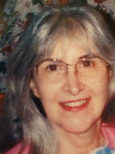 Virginia Faye Foster Sandifer (1932-1994): homenaje de Find a Grave