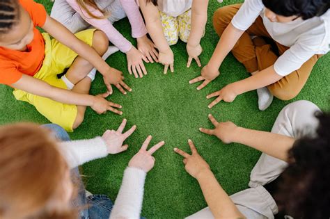 ways play promotes powerful learning   classroom