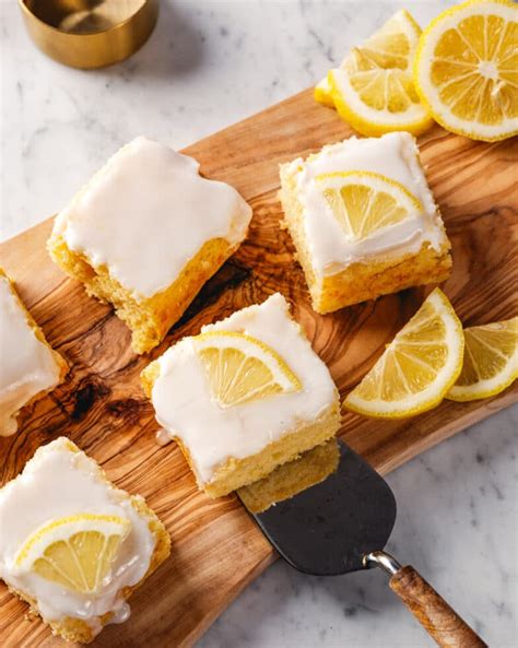 easy glazed lemon cake
