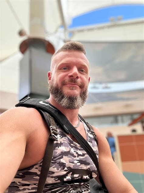 Brian Bonds - This is my first time at PSP. It’s cute! And...