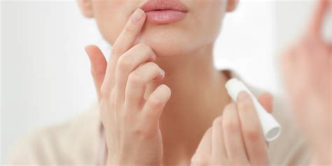 How to Maintain Soft, Supple Lips Through the Winter – Advanced Skin