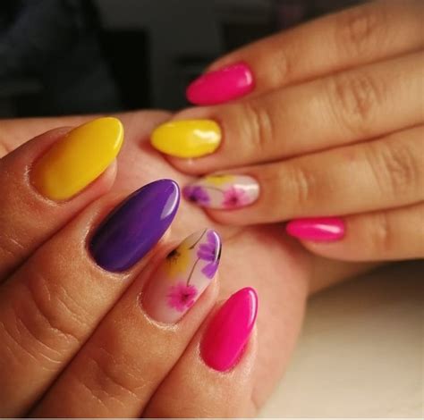 Uñas primavera 🌺 | Uñas, Disenos de unas