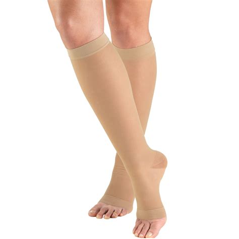 Truform 1772 Sheer 15-20 Below Knee Open Toe Nude – CompressionStocking.co
