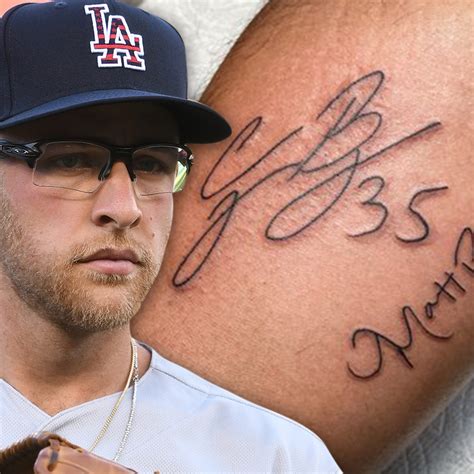 ronald acuna jr neck tattoo