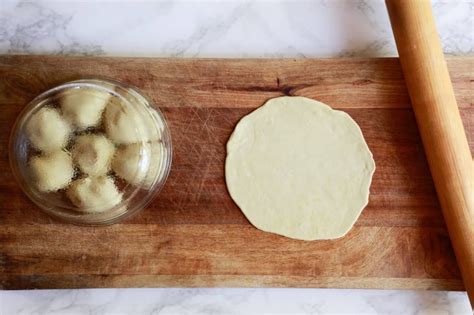 Piadina - How to Make Piadina Italian Flatbread Sandwiches!