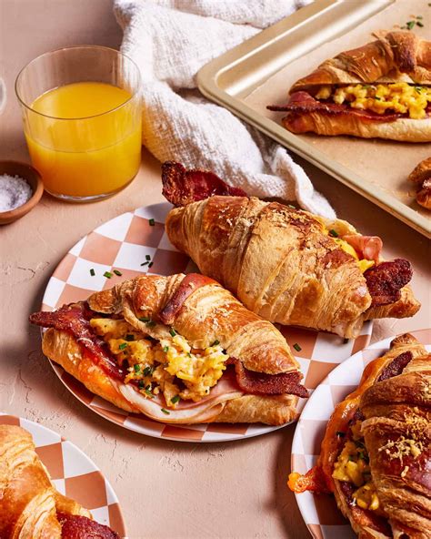 Best Ever Croissant Breakfast Sandwiches - Kalejunkie