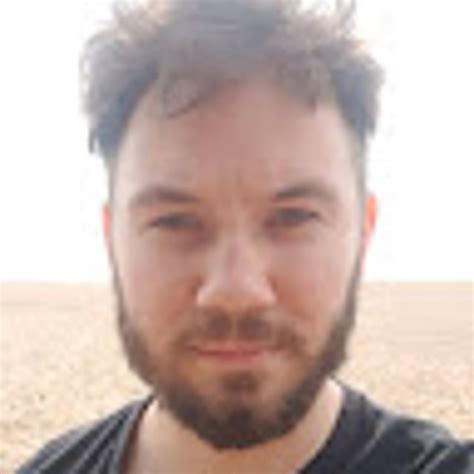 Сергей Комаров