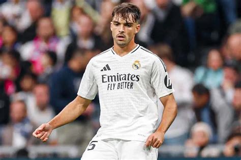 Raúl Asencio a été approché cet été par le City Football Group