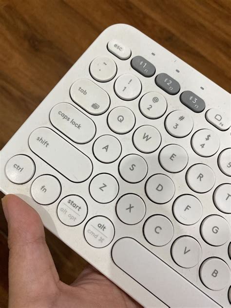 logitech keyboard white computers tech parts accessories