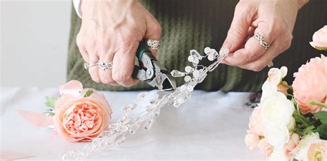 DIY Prom Corsage | How To Make A Corsage | DIY Corsage – Afloral.com