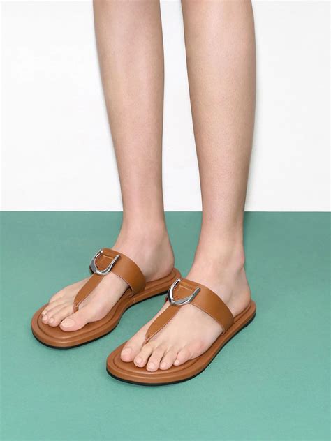la guia definitiva de los distintos tipos de sandalias  mujer