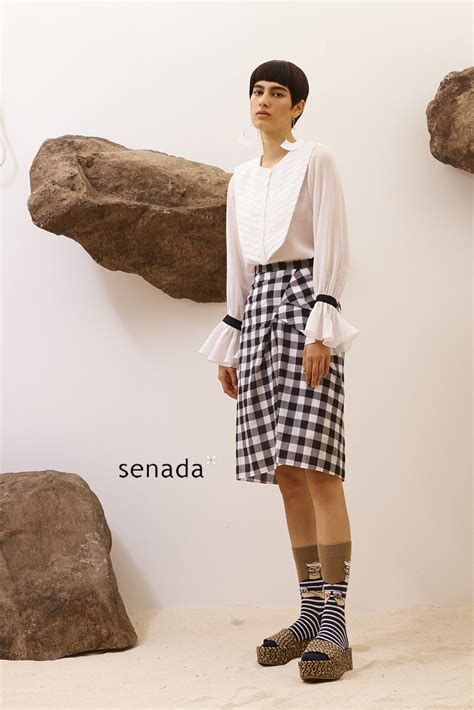 FLARE CUFF LONG SLEEVES SHIRT – Senada Thailand