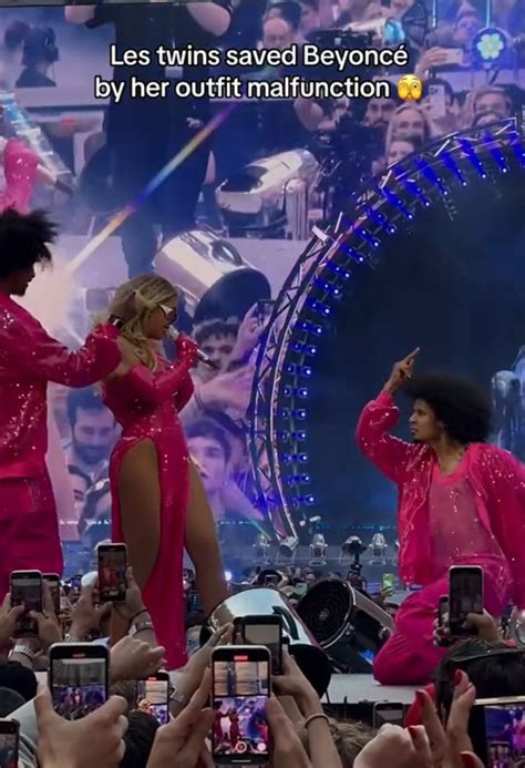 Ballerina Wardrobe Malfunction