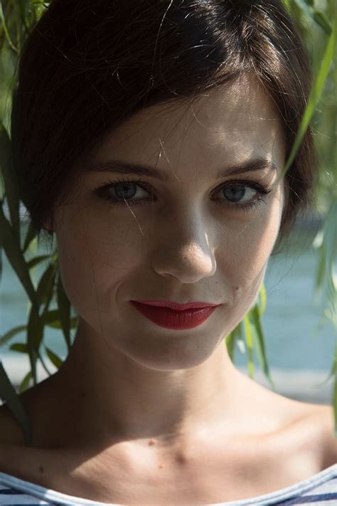 Brown Hair Blue Eyes Actress