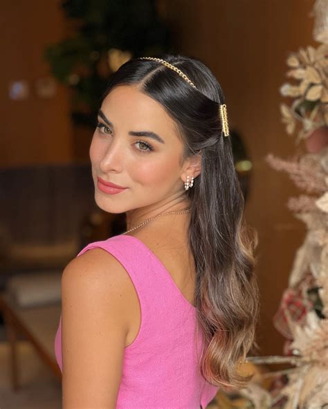 Luara Costa Napoli - Bio, Age, Height, 😍 | Models Biography