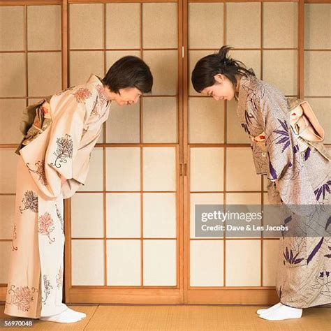 japanese bowing stock  high res pictures  images
