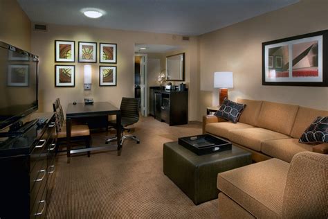 Embassy Suites Chicago Downtown: Chicago Hotels Review - 10Best Experts ...