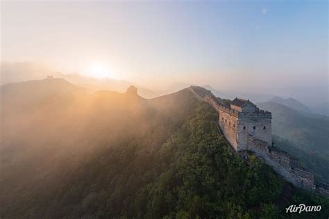 Misty morning, Great Wall of China