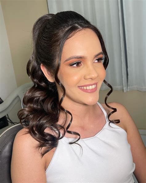 Larissa Lima (@_larissalsl) • Instagram photos and videos